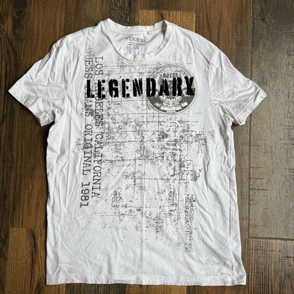 Guess Mens Graphic T-Shirt L White Legendary 1981 Distressed Streetwear Tee - Picture 1 of 6